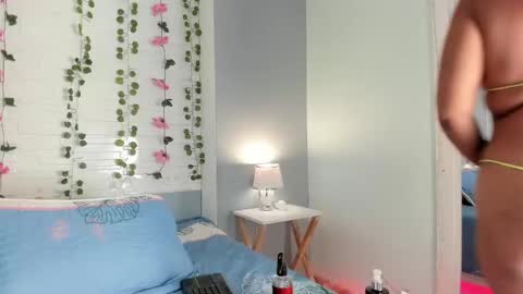 V I C K Y online show from March 7, 2025, 6:22 pm