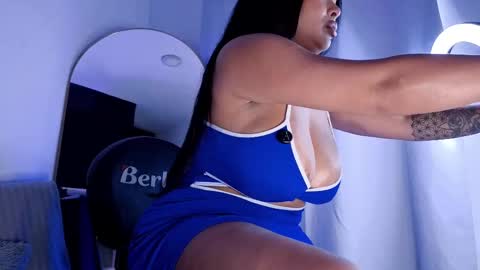 Snapshot of vickygrey1 chatting on October 2, 2025, 6:59 pm Vicky Greys online show from October 2, 2025, 6:59 pm