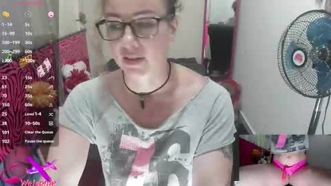 Valentina online show from September 17, 2025, 7:59 pm