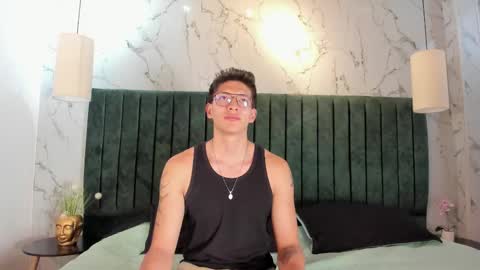 Victor Oliveira online show from March 27, 2026, 7:46 pm