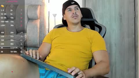 Snapshot of victor_vixen chatting on November 18, 2025, 1:26 pm victor online show from November 18, 2025, 1:26 pm