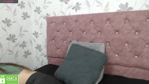 Snapshot of victoria017 chatting on December 20, 2024, 11:47 pm Victoria online show from December 20, 2024, 11:47 pm