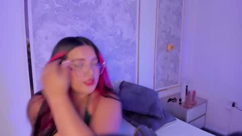 Snapshot of victoria18x chatting on September 22, 2025, 6:21 pm Victoria online show from September 22, 2025, 6:21 pm