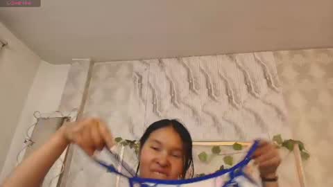 Snapshot of victoria1_tay chatting on July 19, 2026, 3:43 am victoria1_tay online show from July 19, 2026, 3:43 am