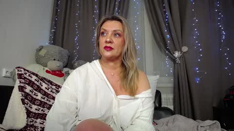 Snapshot of victoria50 chatting on January 3, 2025, 3:55 pm victoria50 online show from January 3, 2025, 3:55 pm