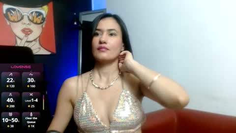 victoria_1126 online show from February 26, 2026, 7:57 pm