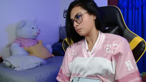 victoria online show from March 26, 2026, 8:14 pm