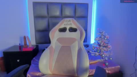 Victoria online show from January 5, 2026, 5:27 pm