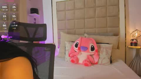 Snapshot of victoria_adaams1 chatting on November 15, 2025, 10:45 am Victoria valentina online show from November 15, 2025, 10:45 am