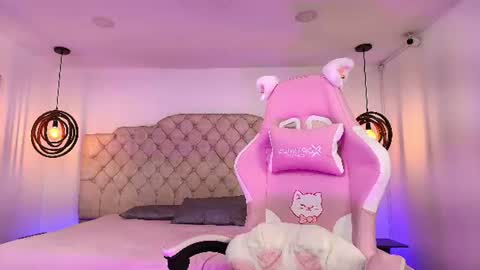 Snapshot of victoria_adams14 chatting on August 2, 2026, 3:05 am Victoria for you online show from August 2, 2026, 3:05 am