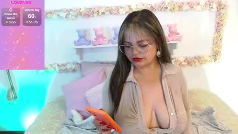 Snapshot of victoria_cherry_ chatting on September 29, 2025, 11:48 am victoria_cherry_ online show from September 29, 2025, 11:48 am