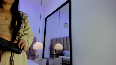 valentina online show from March 18, 2026, 12:08 pm