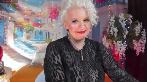 diorvictoria9 online show from October 22, 2025, 3:56 pm