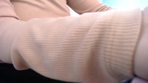 Snapshot of victoria_hernandez_t chatting on November 12, 2025, 1:00 pm Victoria online show from November 12, 2025, 1:00 pm