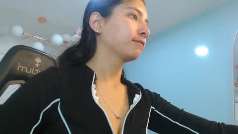 Victoria online show from April 29, 2026, 1:04 pm