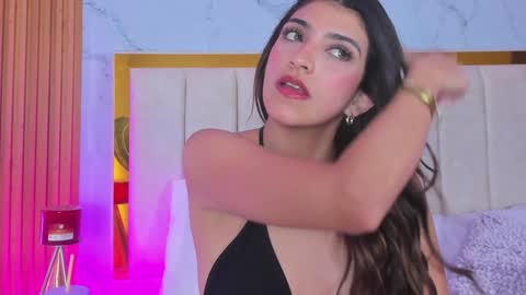 Snapshot of victoria_joliegb chatting on December 14, 2024, 3:47 pm Victoria Lozano online show from December 14, 2024, 3:47 pm