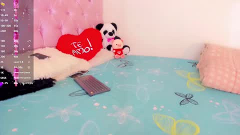 Victoria online show from December 18, 2024, 7:08 pm