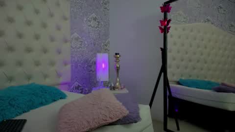 Snapshot of victoria_kitt chatting on June 14, 2026, 2:30 pm victoria_kitt online show from June 14, 2026, 2:30 pm