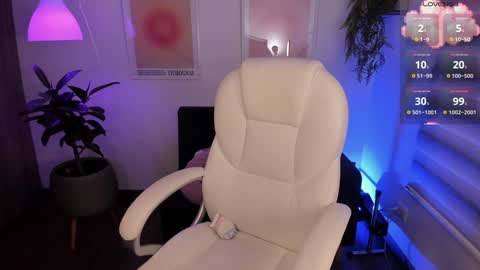 Snapshot of victoria_korss chatting on January 7, 2025, 8:03 am Victoria online show from January 7, 2025, 8:03 am