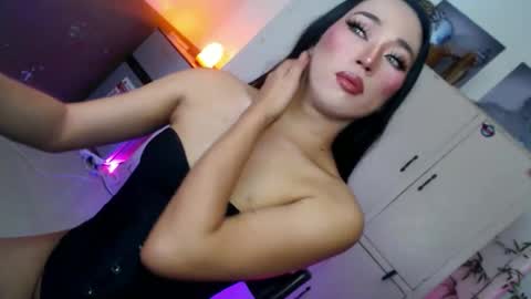 Victoria online show from June 4, 2026, 11:11 pm