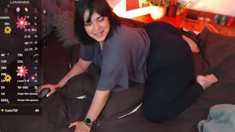 Snapshot of victoria_monteroo chatting on May 31, 2026, 12:41 am Call me Vic online show from May 31, 2026, 12:41 am