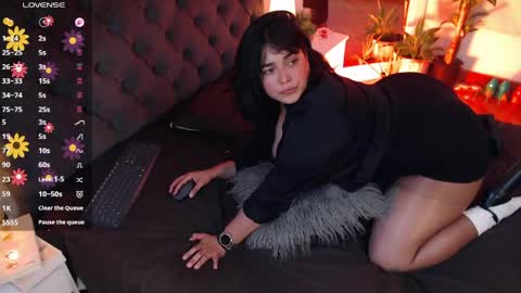 Snapshot of victoria_monteroo chatting on June 9, 2026, 12:00 am Call me Vic online show from June 9, 2026, 12:00 am