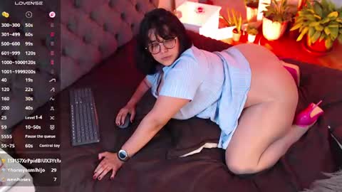 Snapshot of victoria_monteroo chatting on June 22, 2026, 3:25 am Call me Vic online show from June 22, 2026, 3:25 am