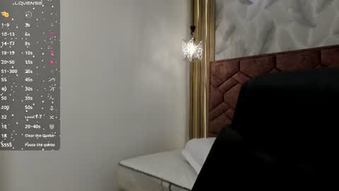 Snapshot of victoria_noir_18 chatting on July 2, 2026, 3:23 am Vicky online show from July 2, 2026, 3:23 am