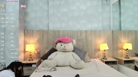 victoria_pachon online show from May 1, 2026, 7:07 pm