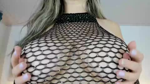 victoria_queen2 online show from March 7, 2025, 1:20 am