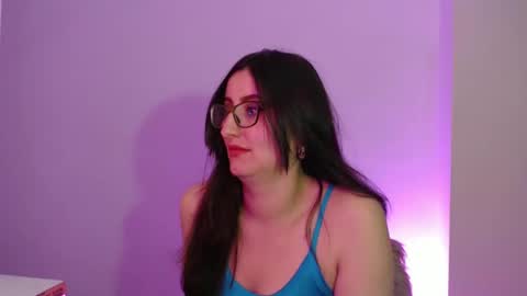 Victoria online show from January 30, 2025, 9:25 pm