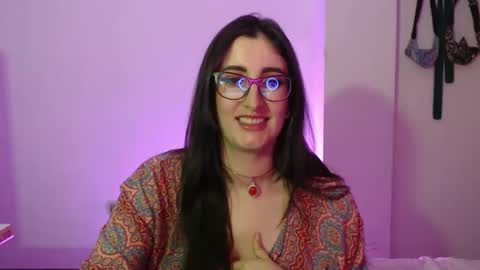 Victoria online show from September 15, 2025, 8:42 pm