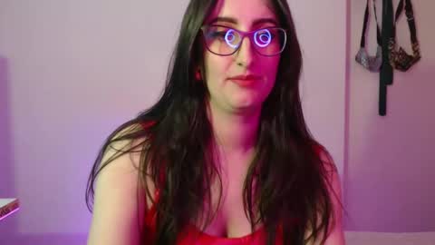 Victoria online show from September 16, 2025, 8:32 pm