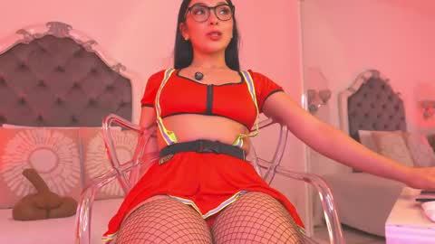 victoria_watsson online show from October 10, 2025, 12:48 pm