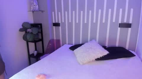 victoriaa2_doll online show from January 10, 2026, 12:18 pm