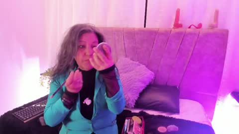 victoriaa_anderson_ online show from May 1, 2026, 1:16 pm