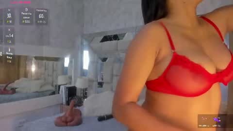 Snapshot of victoriaagray chatting on June 17, 2026, 11:01 am VICTORIA online show from June 17, 2026, 11:01 am