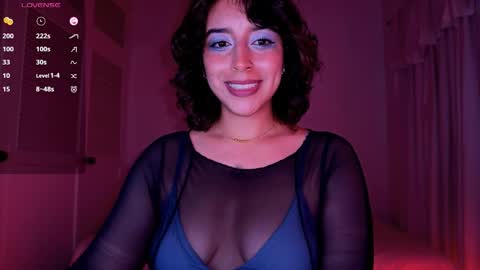 victoriaamelie online show from March 22, 2026, 4:38 am