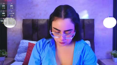Victoria Andrade online show from April 27, 2026, 11:52 am