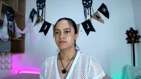 Snapshot of victoriablack_ chatting on October 27, 2025, 10:52 am Victoria online show from October 27, 2025, 10:52 am