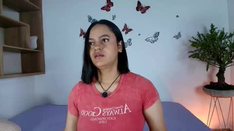 Snapshot of victoriablack_ chatting on November 7, 2025, 10:59 am Victoria online show from November 7, 2025, 10:59 am