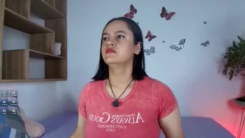 Snapshot of victoriablack_ chatting on November 15, 2025, 11:29 am Victoria online show from November 15, 2025, 11:29 am