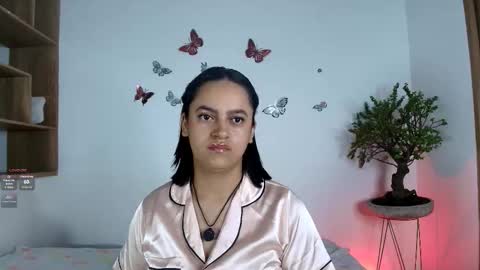 Snapshot of victoriablack_ chatting on November 16, 2025, 11:49 am Victoria online show from November 16, 2025, 11:49 am