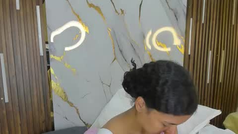 Victoria  online show from December 13, 2025, 8:47 pm