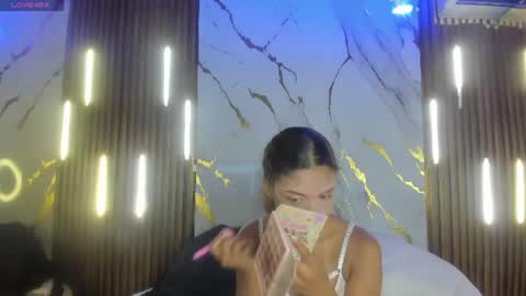 Snapshot of victoriaduarte chatting on June 25, 2026, 8:35 pm Victoria online show from June 25, 2026, 8:35 pm