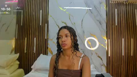 Snapshot of victoriaduarte chatting on July 4, 2026, 7:53 pm Victoria online show from July 4, 2026, 7:53 pm