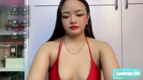 Snapshot of victoriaharper2 chatting on June 19, 2026, 3:27 pm Victoria Harper online show from June 19, 2026, 3:27 pm