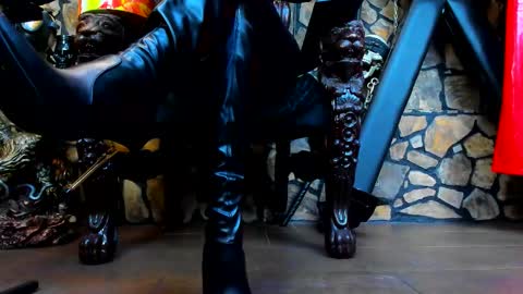 Snapshot of victoriaheller chatting on October 5, 2025, 4:44 am Victoria Heller online show from October 5, 2025, 4:44 am