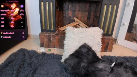 Victoria  online show from January 13, 2025, 6:59 pm