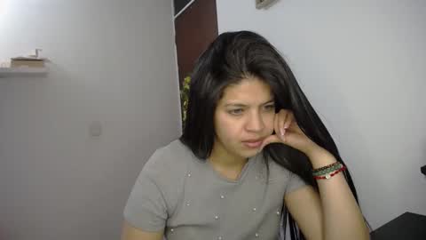 Snapshot of victorialg chatting on October 14, 2025, 8:31 pm victorialg online show from October 14, 2025, 8:31 pm